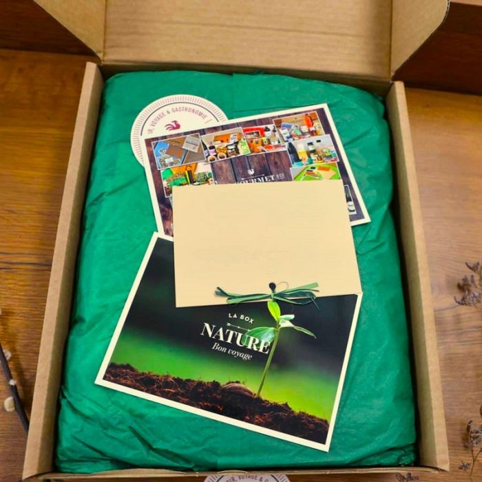 Gourmet-BIO-Vegetarier-geschenkbox mit Rotwein von La Gourmet Box 