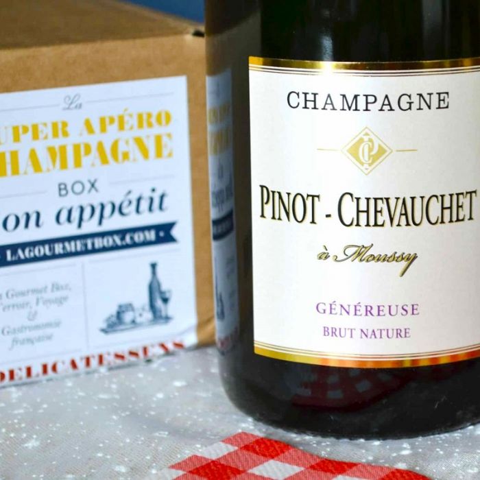 Caja Gourmet Super Aperitivos con Champagne