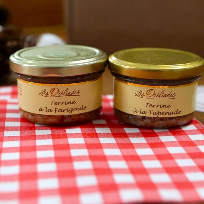 Cesta Gourmet francesa Super Aperitivos con vino blanco Grand Cru